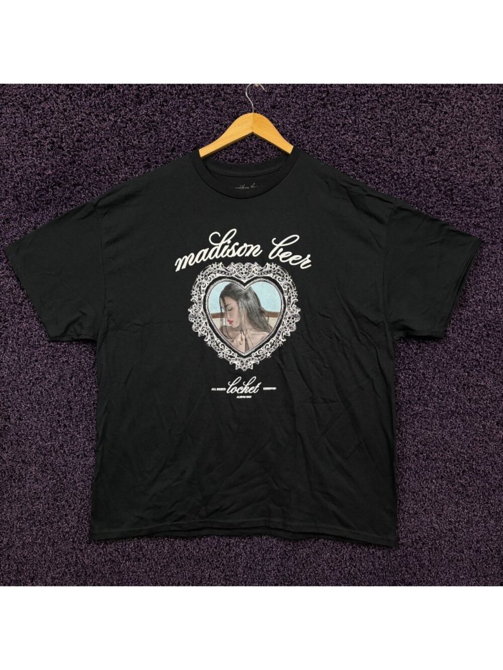 Madison Beer Heart Locket T-Shirt Size XXL